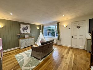 Photo 1- click for photo gallery